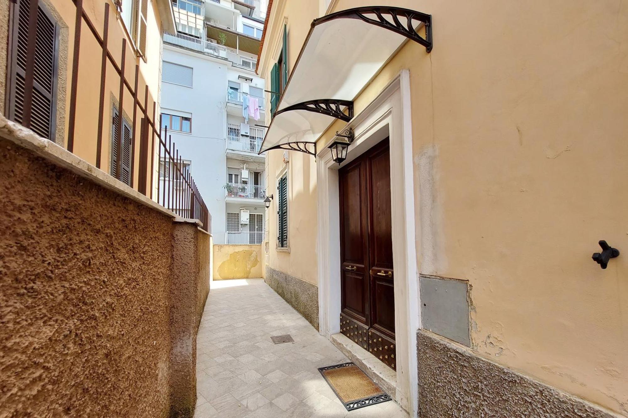 Alba Home Re Di Roma Kültér fotó